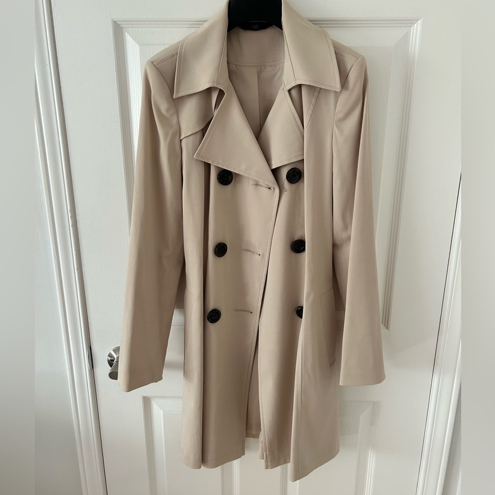 Form Fitting Trench Coat - Size 6